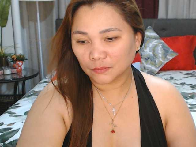 AsianHotMama143