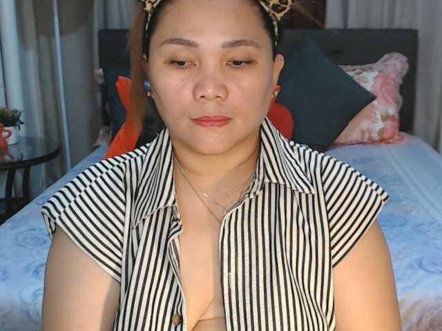 AsianHotMama143