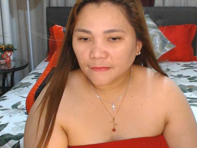 AsianHotMama143