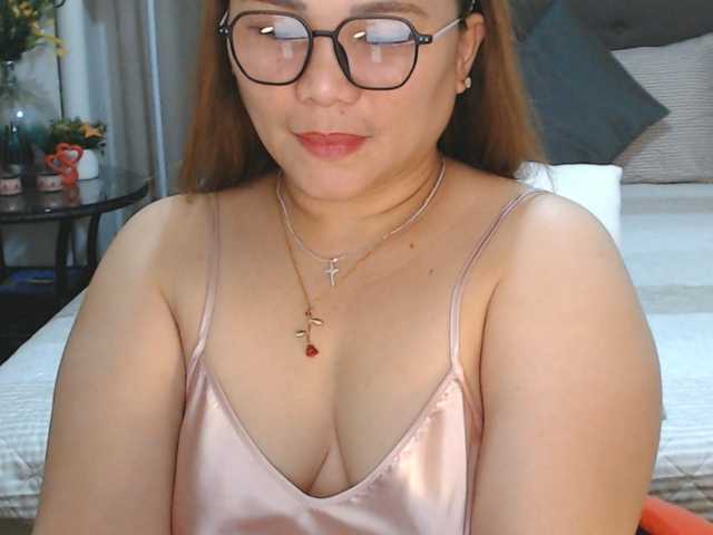 AsianHotMama143
