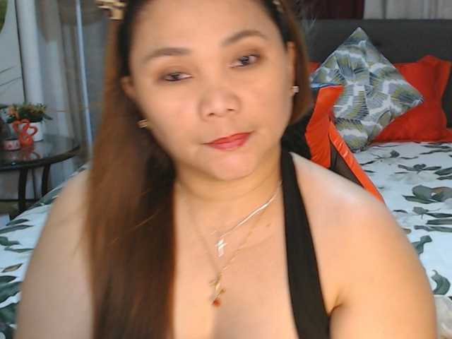 AsianHotMama143
