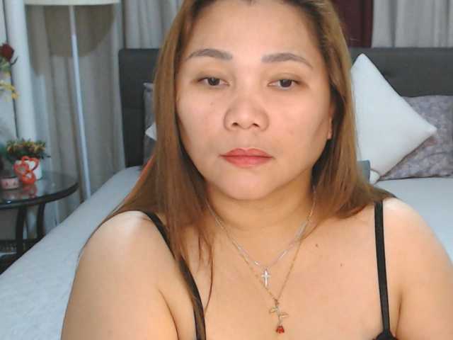 AsianHotMama143