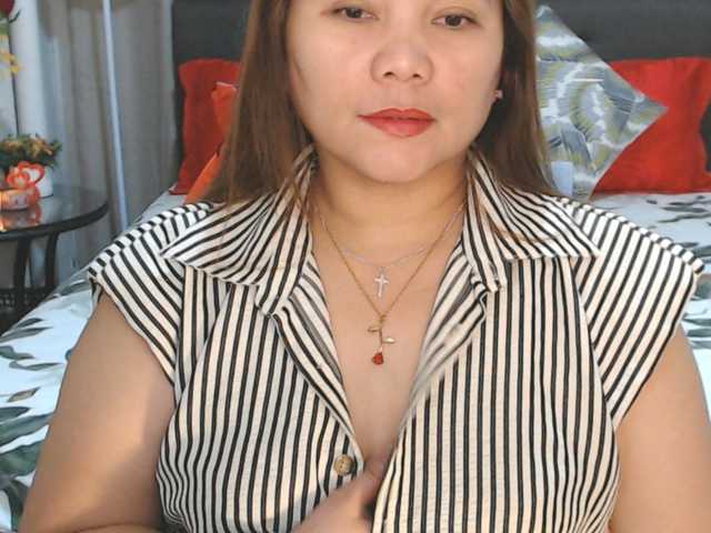 AsianHotMama143