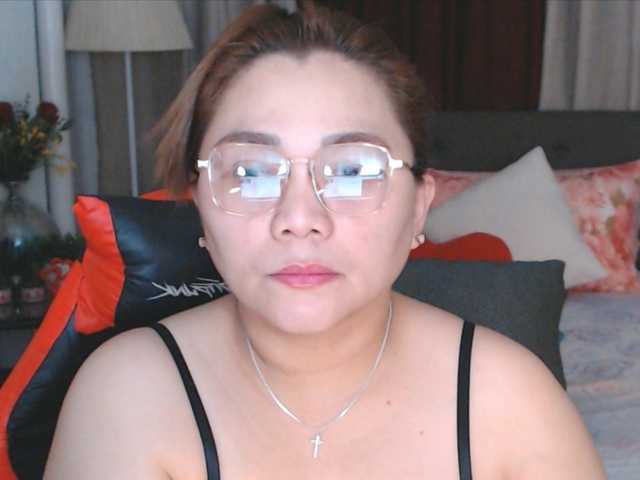 AsianHotMama143