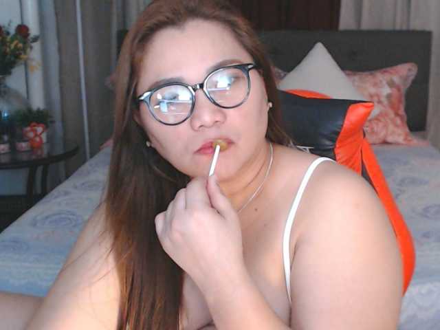 AsianHotMama143