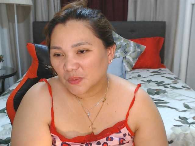 AsianHotMama143