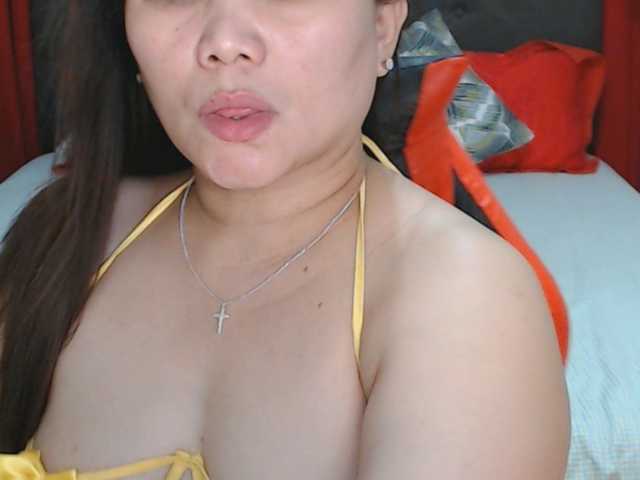 AsianHotMama143
