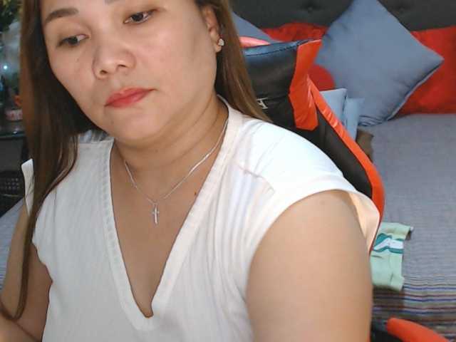 AsianHotMama143