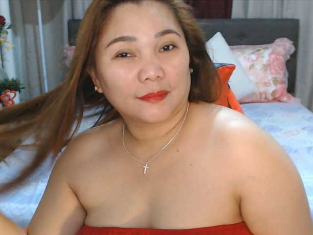 AsianHotMama143