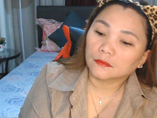 AsianHotMama143