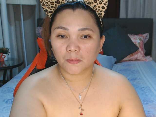 AsianHotMama143