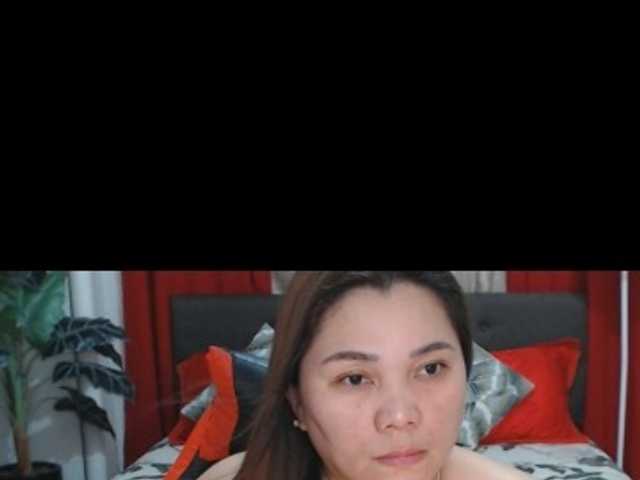 AsianHotMama143