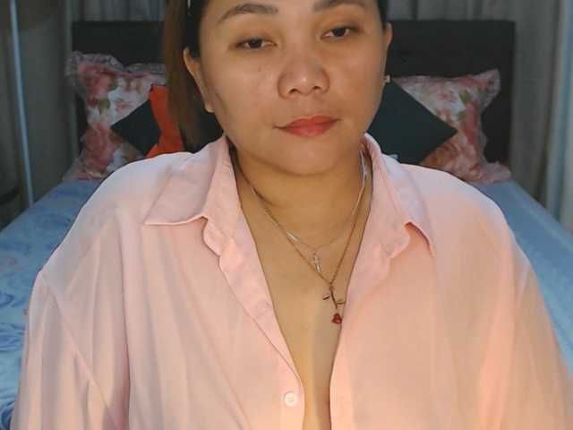 AsianHotMama143