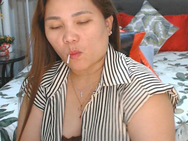 AsianHotMama143