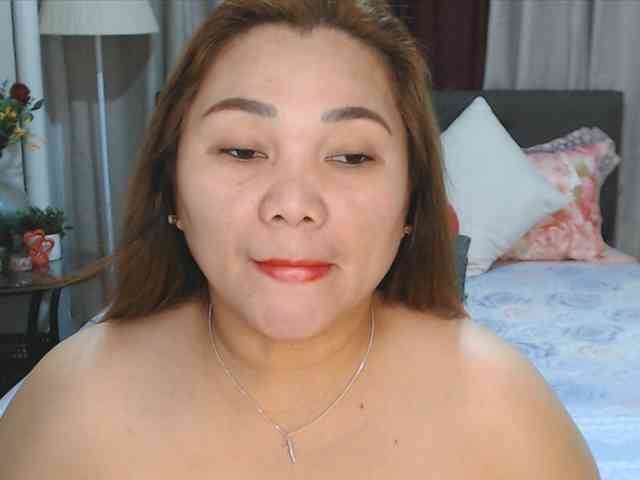 AsianHotMama143 Live Webcam on BongaCams