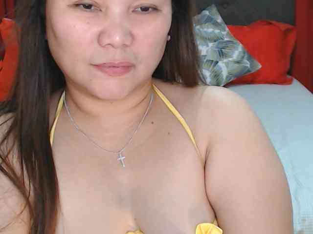 AsianHotMama143