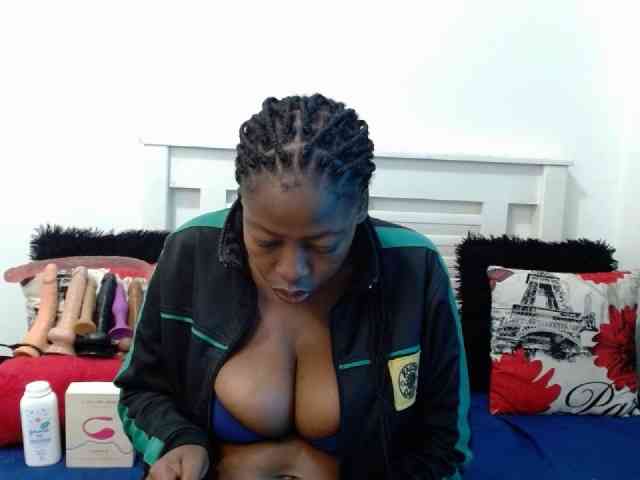 Chocolatemixxx55 webcam