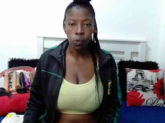 Chocolatemixxx55 webcam