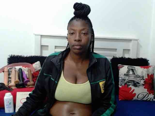 Chocolatemixxx55 webcam