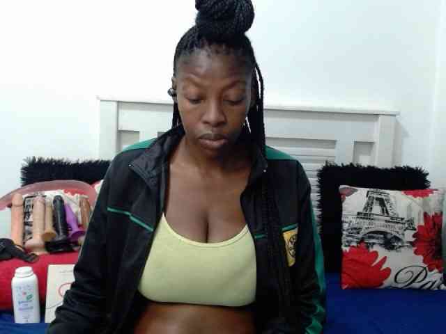 Chocolatemixxx55 webcam