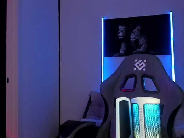 X-ANNA live cam on BongaCams