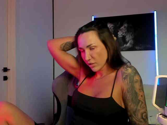 X-ANNA Sex Cam Show
