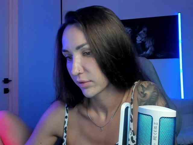 X-ANNA Sex Cam Show