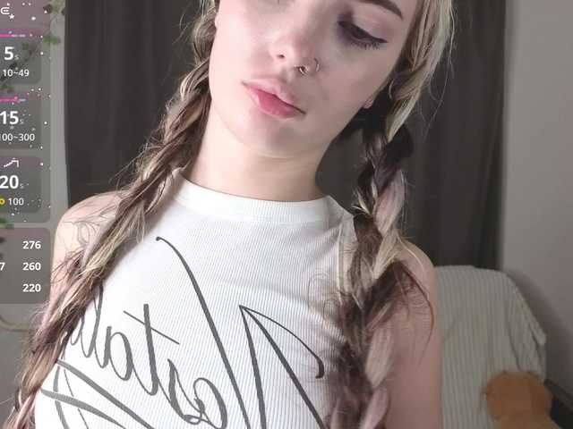MeganFOXYYY live cam on BongaCams