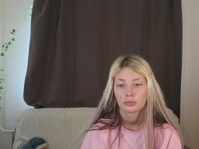 MeganFOXYYY live cam on BongaCams