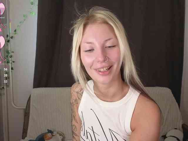 MeganFOXYYY