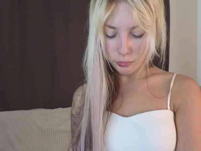MeganFOXYYY Sex Cam Show