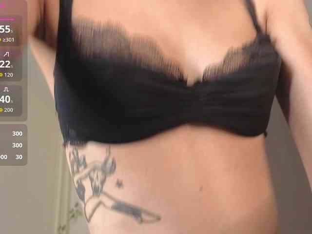 MeganFOXYYY webcam