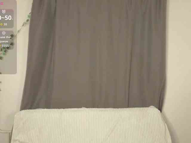 MeganFOXYYY webcam