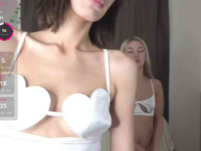 MeganFOXYYY webcam