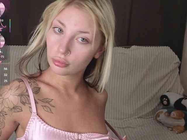 MeganFOXYYY