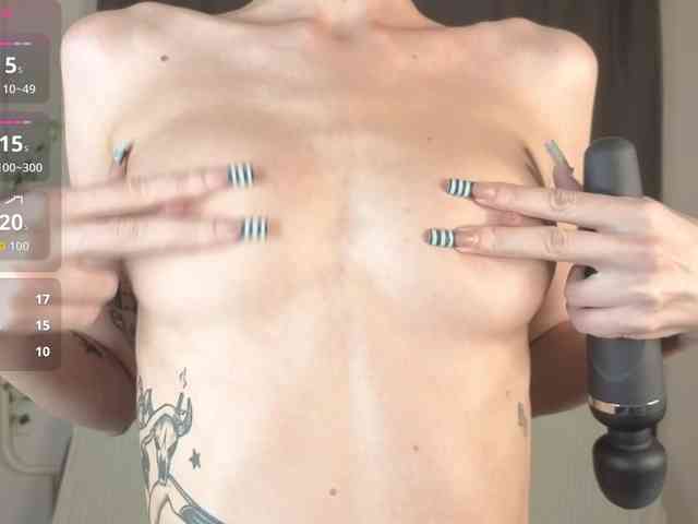 MeganFOXYYY webcam