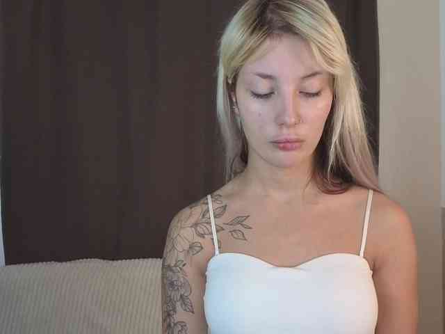 MeganFOXYYY Sex Cam Show