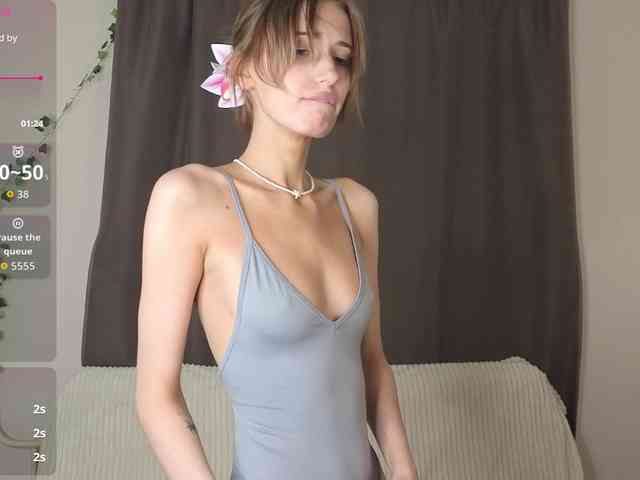MeganFOXYYY webcam
