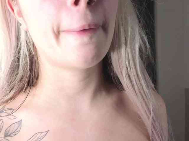 MeganFOXYYY