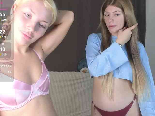MeganFOXYYY webcam