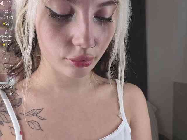 MeganFOXYYY