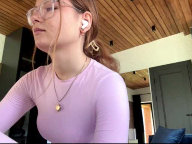 nickalicka live cam on BongaCams
