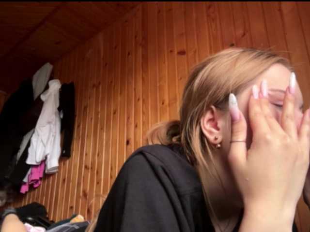 nickalicka live cam on BongaCams