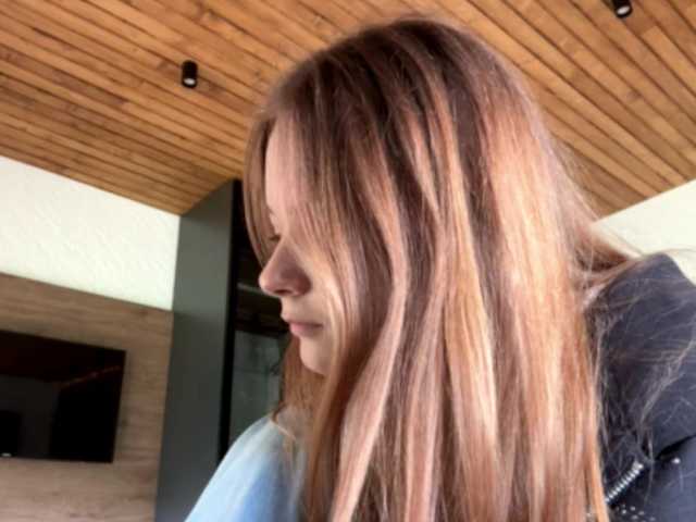 nickalicka live cam on BongaCams