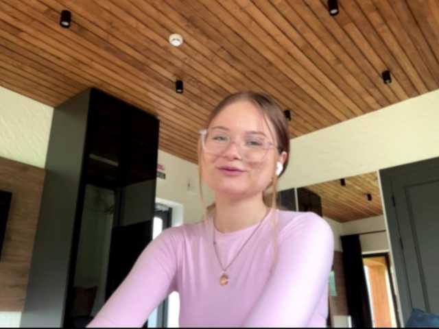 nickalicka live cam on BongaCams