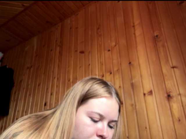 nickalicka live sex show