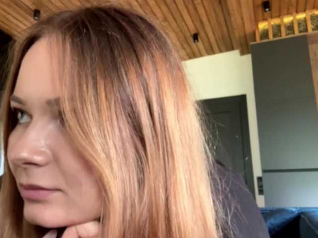 nickalicka live cam on BongaCams