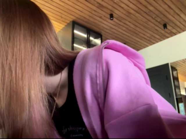 nickalicka live cam on BongaCams