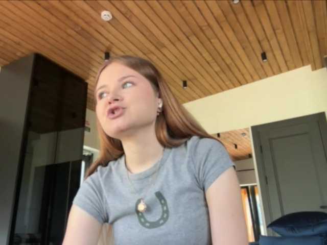 nickalicka live cam on BongaCams
