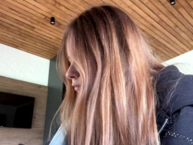 nickalicka live sex show